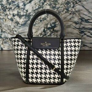 Kate Spade Cruise Medium Woven Satchel in Black Houndstooth Straw & Leather